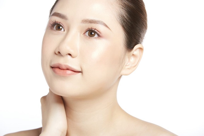 Treo cung mày Thu Cúc
