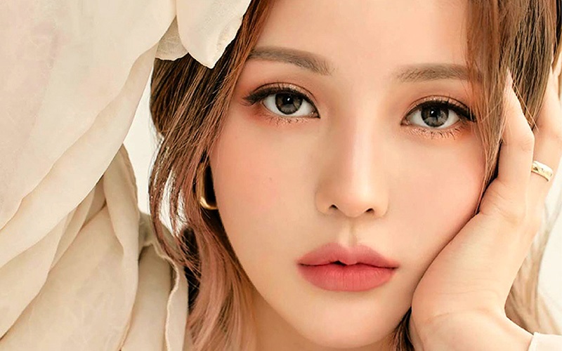 Cắt mí dưới giúp đôi mắt sắc sảo hơn