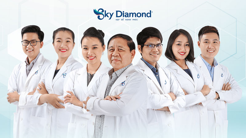 Bác sĩ Minh Việt là Giám đốc chuyên môn tại Sky Diamond